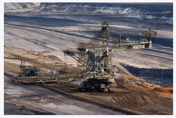 Zdjęcie kopalni węgla brunatnego